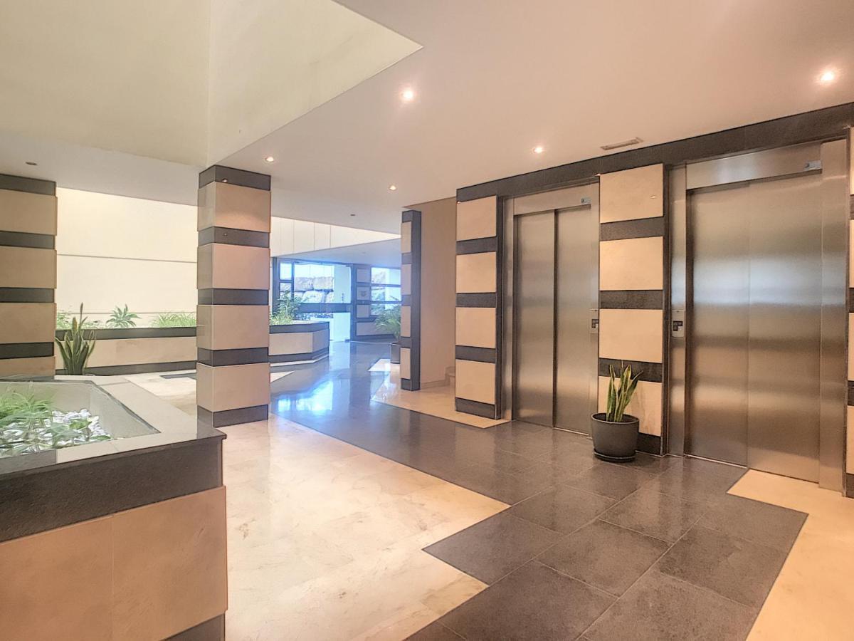 Lovely With Pool & Sea Views - Marina Del Castillo 2129 Manilva