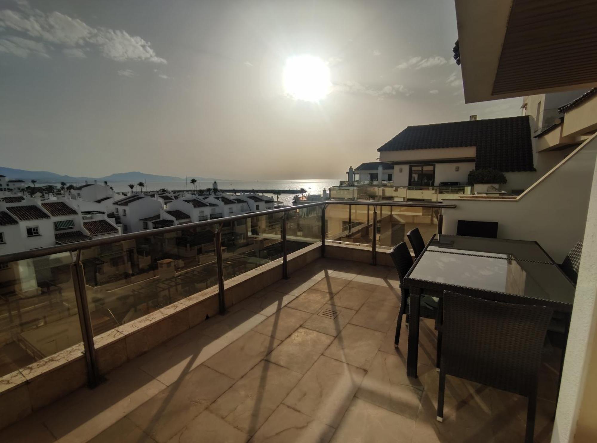 Lovely With Pool & Sea Views - Marina Del Castillo 2129 Manilva
