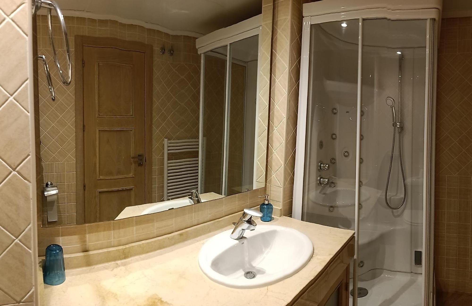Lovely With Pool & Sea Views - Marina Del Castillo 2129 Apartment *