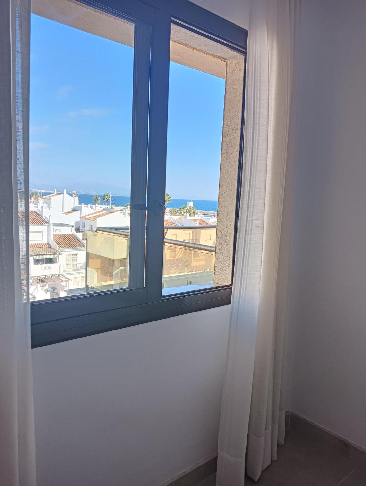 Lovely With Pool & Sea Views - Marina Del Castillo 2129 * Manilva